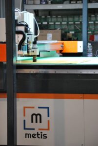 cutting plotter